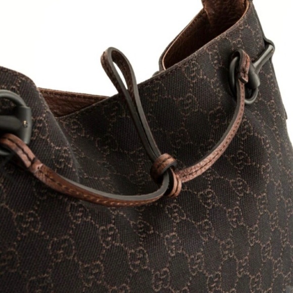 💕 EUC Gucci shoulder bag 💯 authentic - Picture 4 of 6